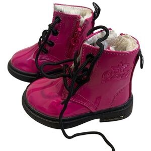 🎀 OVEKOS Hot Pink Patent Fur Lined Toddler Combat Boots EU 20 (4.5/5)